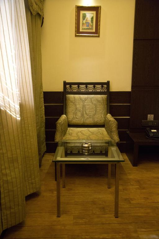 The Rajshahi Palace Otel Indore Dış mekan fotoğraf